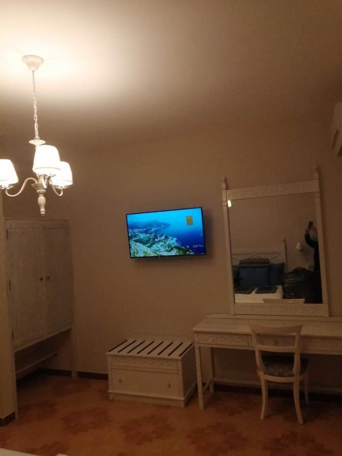 Dionisia Apartments 2 케팔로스 외부 사진